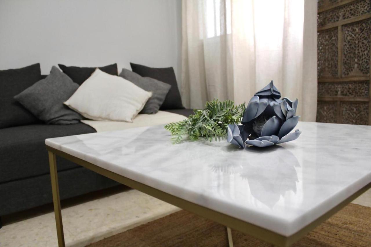 Apartament Hostfy Giralda Sewilla Zewnętrze zdjęcie