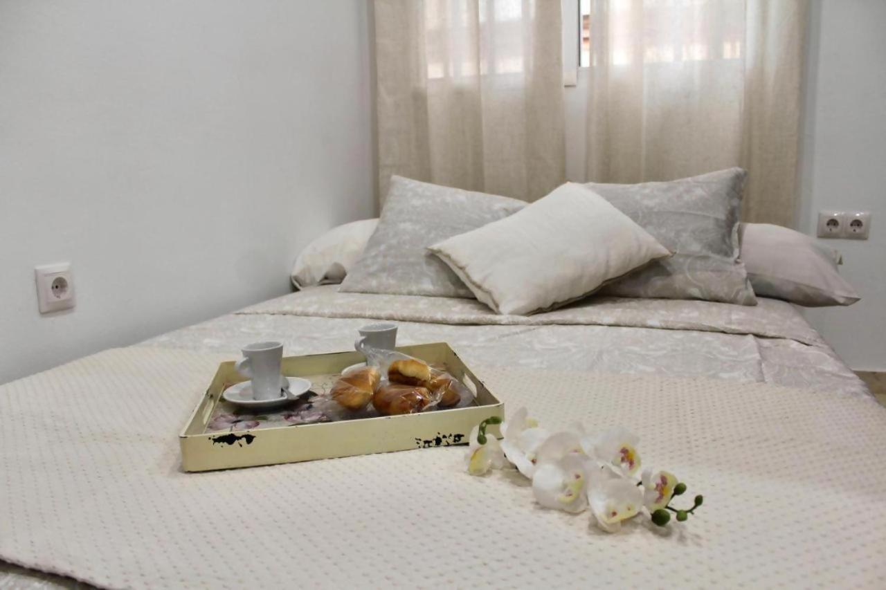 Apartament Hostfy Giralda Sewilla Zewnętrze zdjęcie
