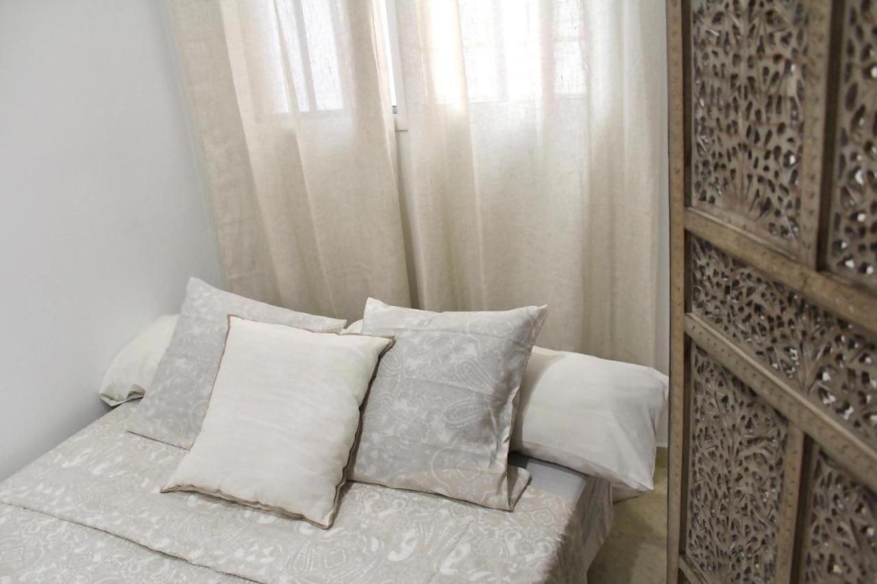 Apartament Hostfy Giralda Sewilla Zewnętrze zdjęcie